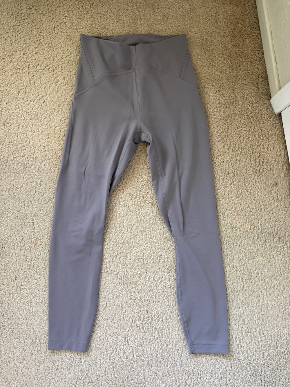 Grey Lulu Lemon Leggings! No pilling, great condition